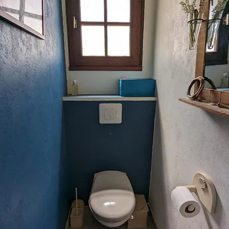 펜션 House With Pool Near The Sea *